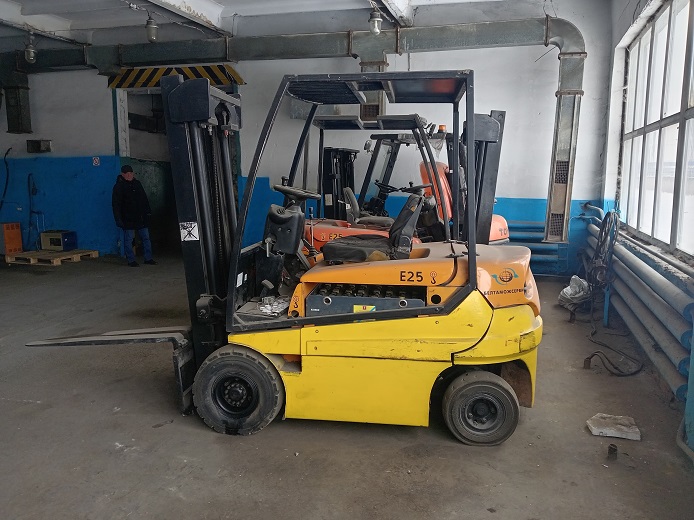 Амкодор, Е25, 2011