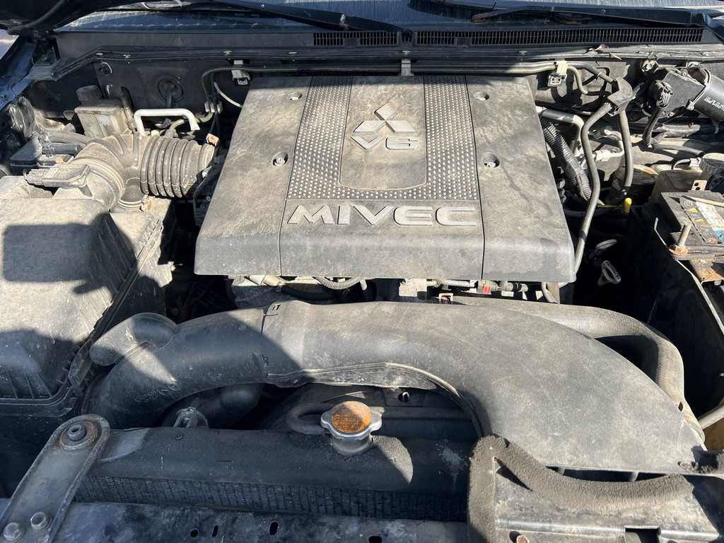 Mitsubishi, Pajero, 2008