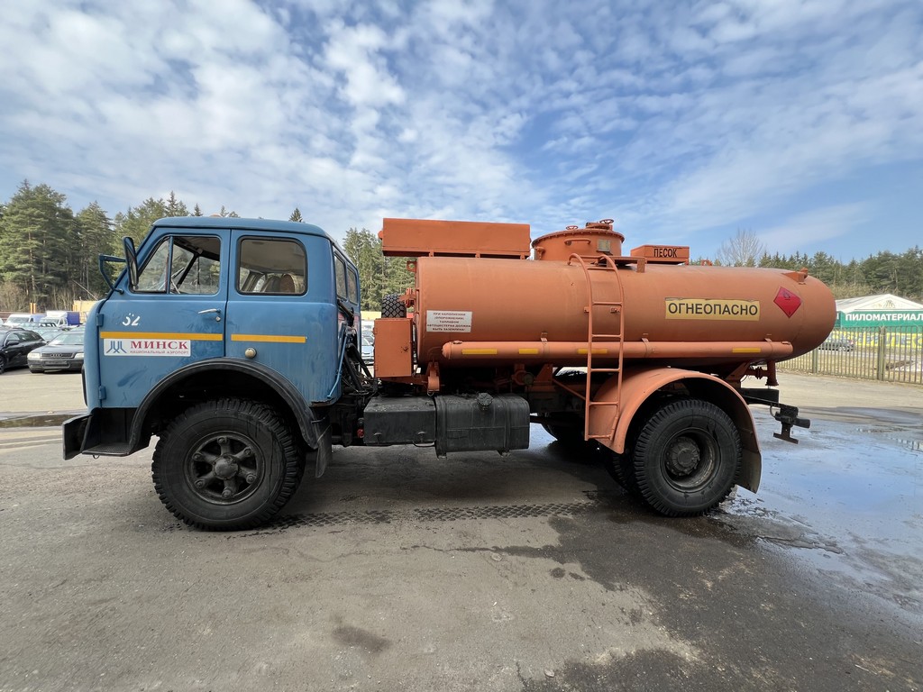 Maz, 5334-Ac 8 5334, 1982