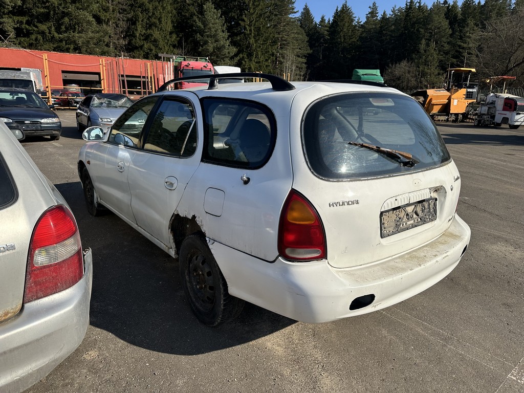 Hyundai, Lantra, 1998