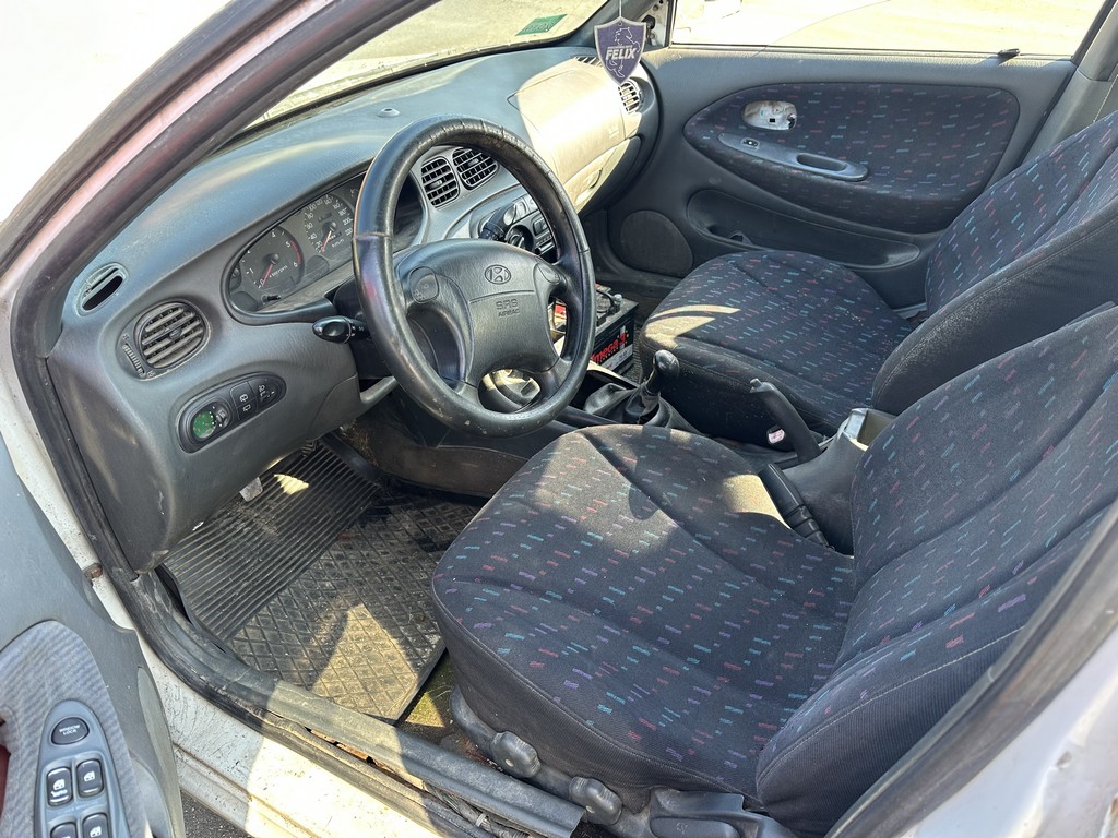 Hyundai, Lantra, 1998