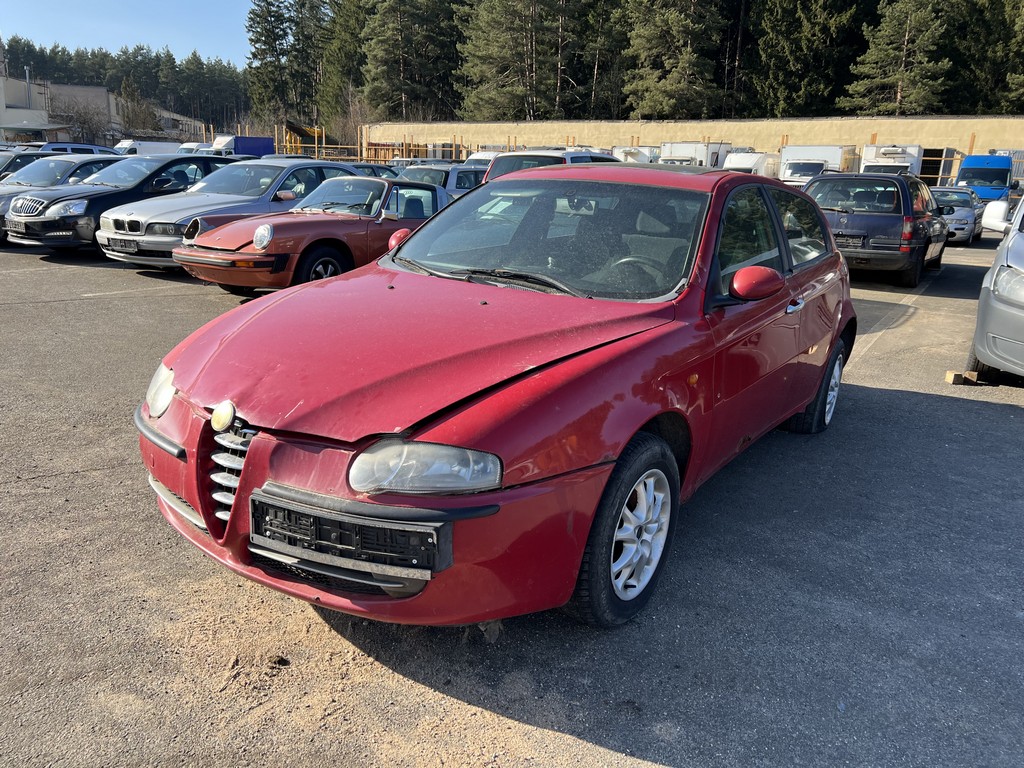 Alfa Romeo, 147, 2001