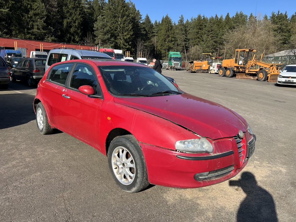 Alfa Romeo, 147, 2001