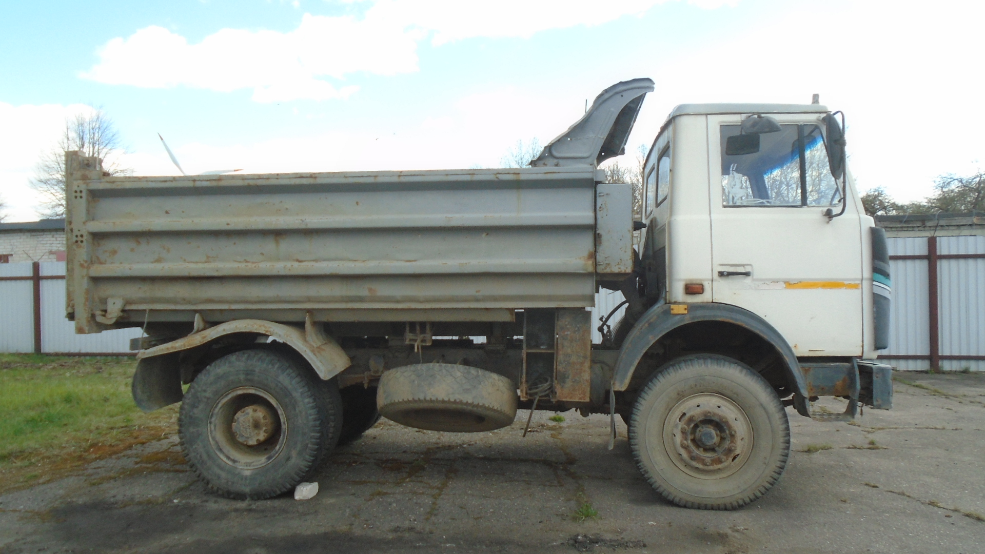 Maz, 555102-223, 2007