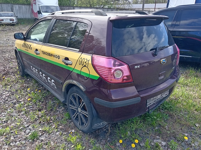 Geely, Mk Cross, 2014