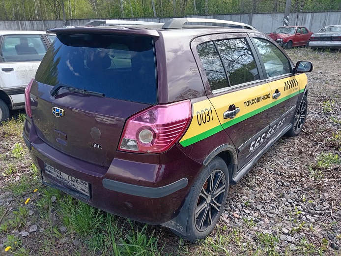 Geely, Mk Cross, 2014