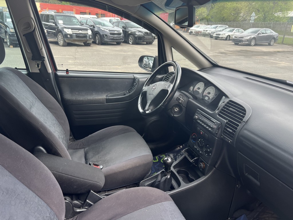 Opel, Zafira, 2002