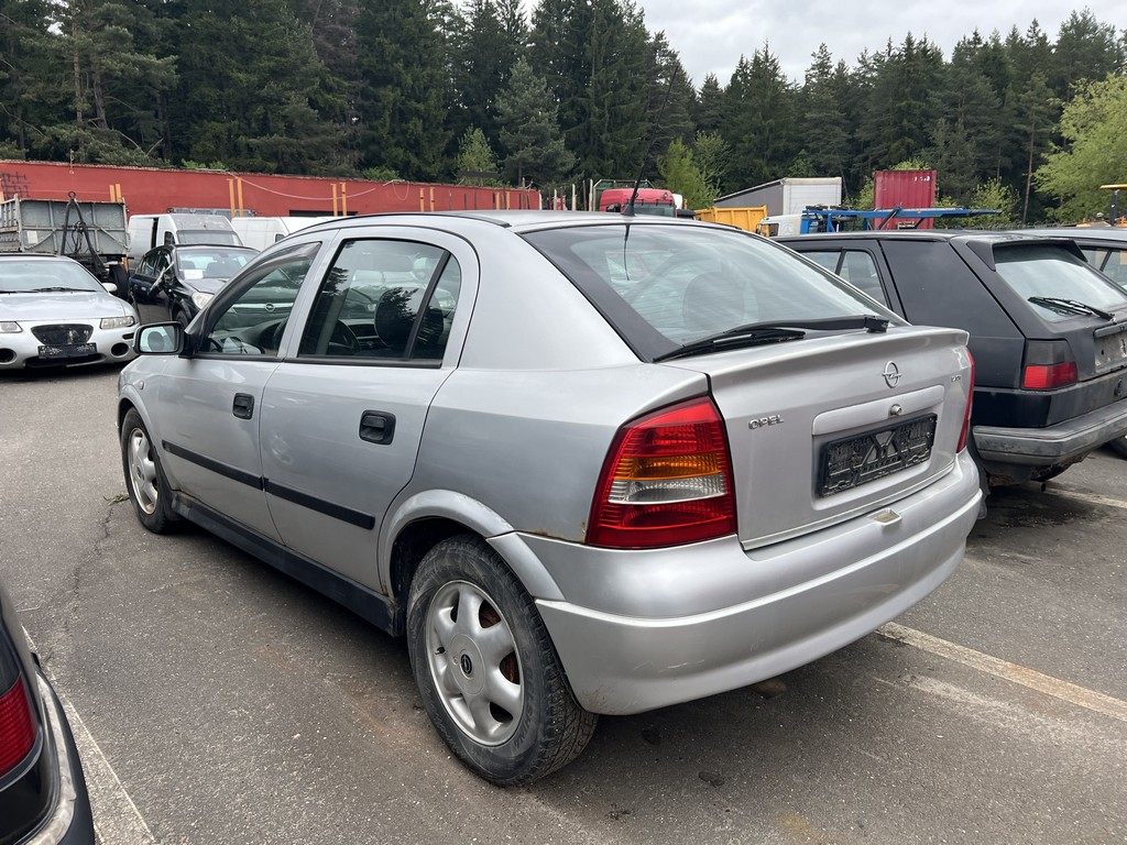 Opel, Astra, 2002