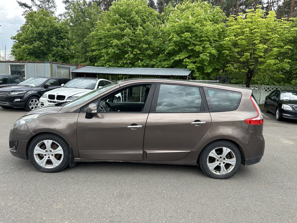 Renault, Grand Scenic, 2010