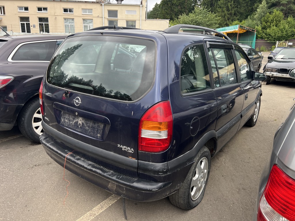 Opel, Zafira, 2001