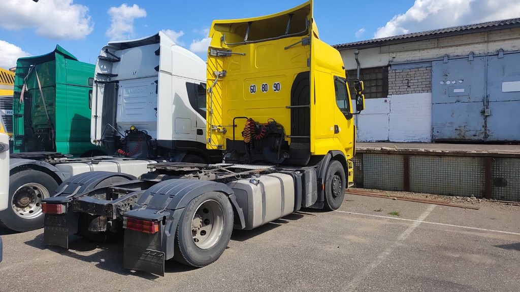 Renault, Premium, 2011