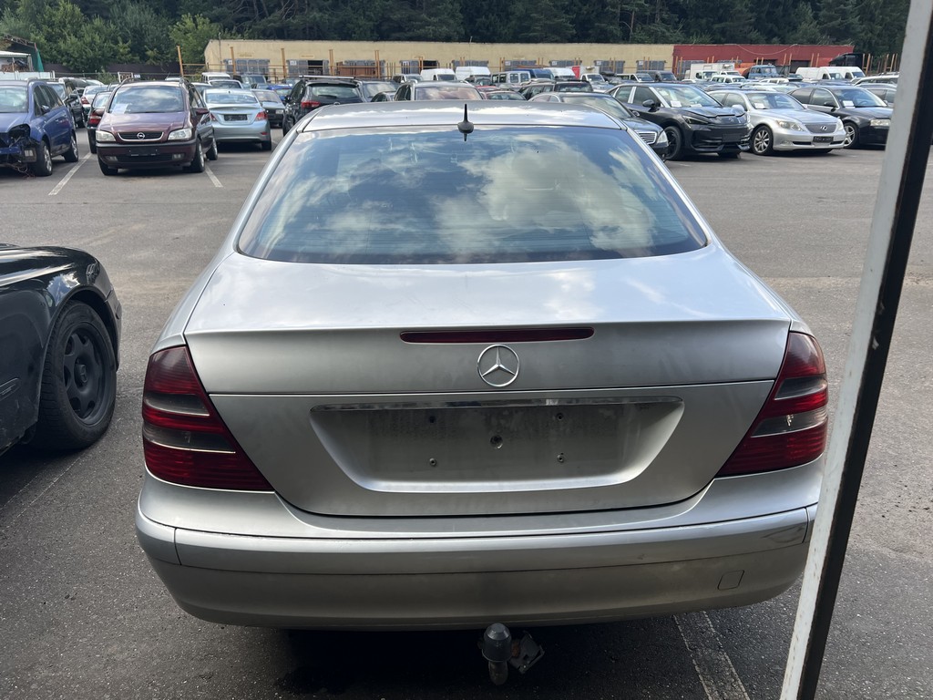 Mercedes-Benz, E220, 2005