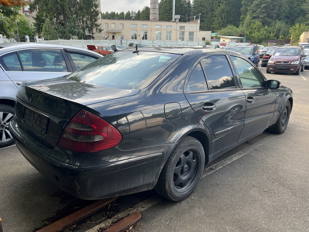 Mercedes-Benz, E220, 2003