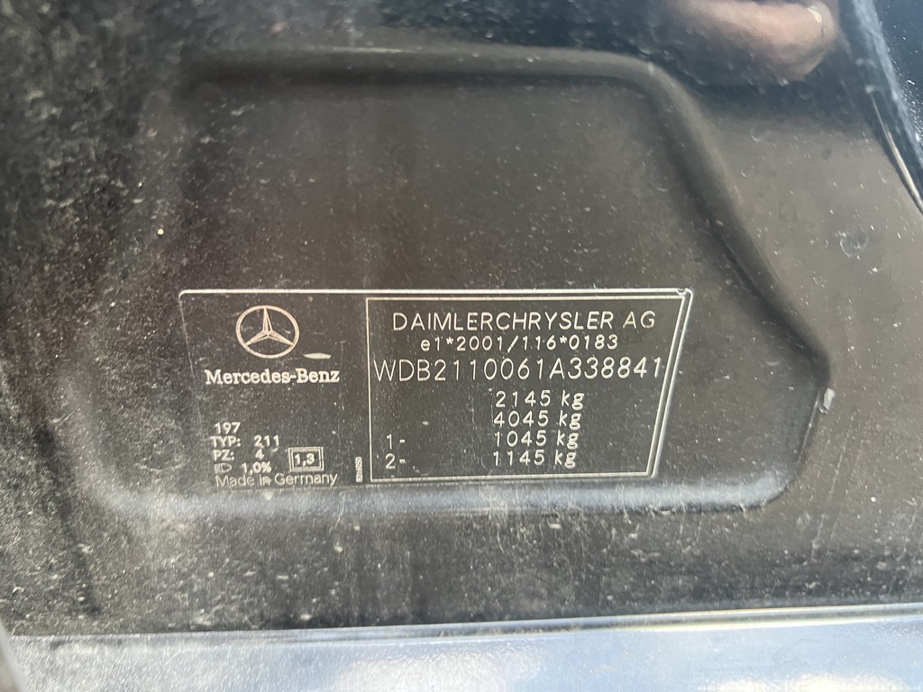 Mercedes-Benz, E220, 2003