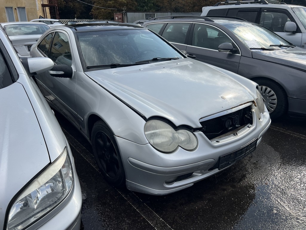 Mercedes-Benz, C200, 2001