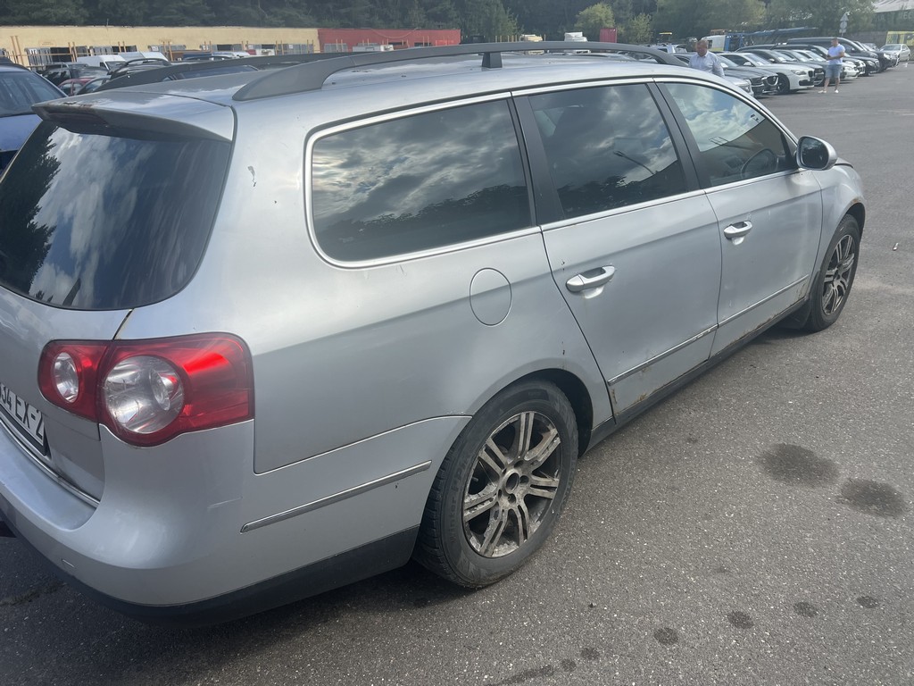 Volkswagen, Passat, 2010
