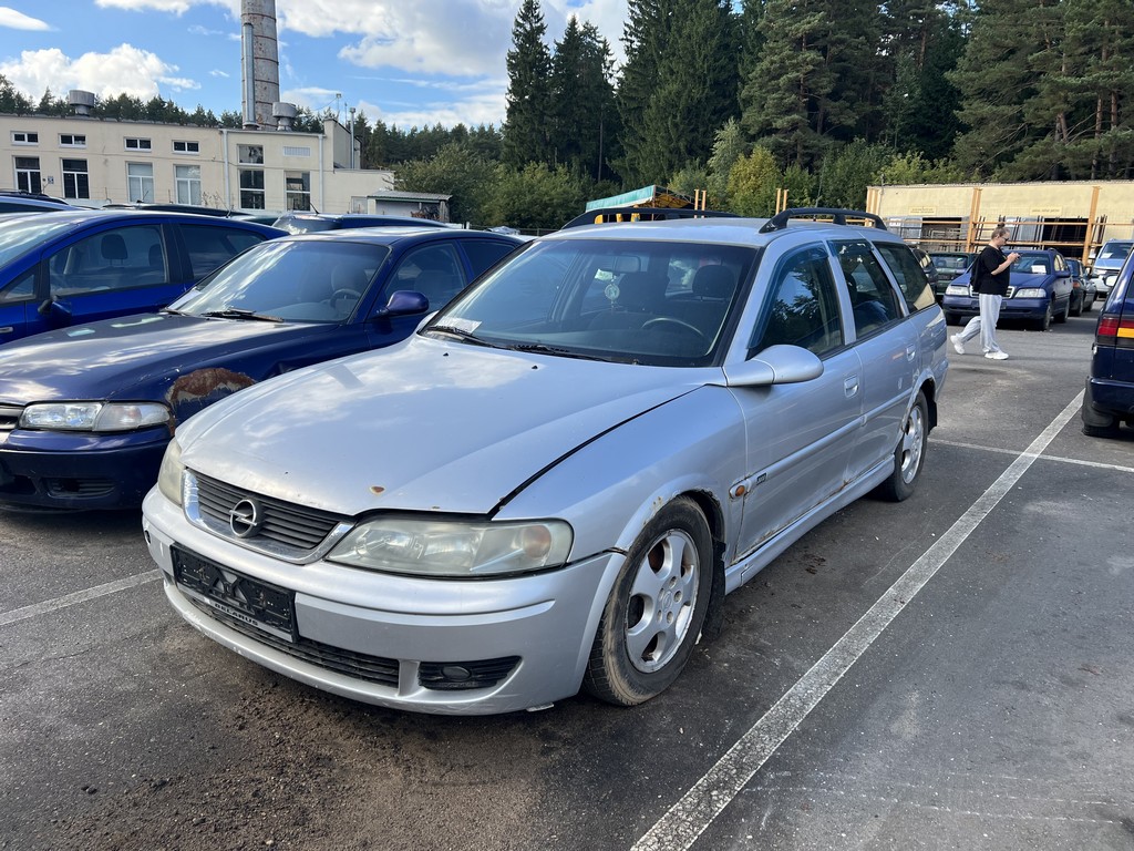Opel, Vectra, 2000