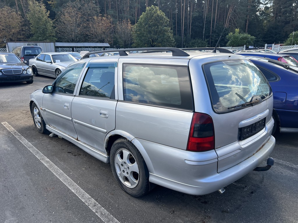 Opel, Vectra, 2000