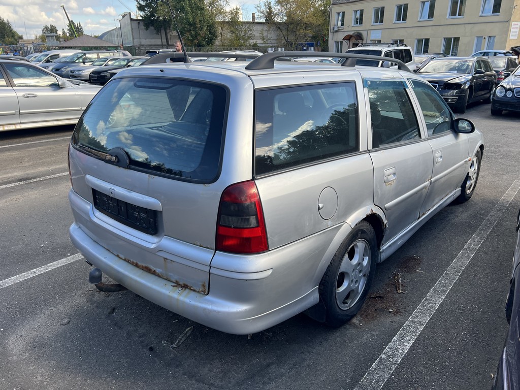 Opel, Vectra, 2000
