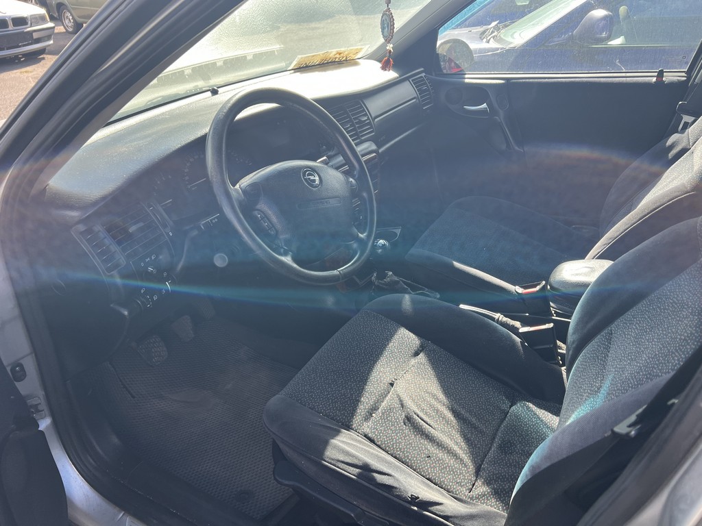 Opel, Vectra, 2000