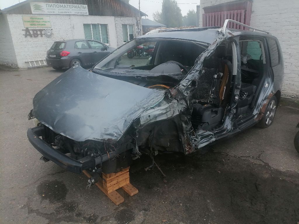 Volkswagen, Touran, 2005