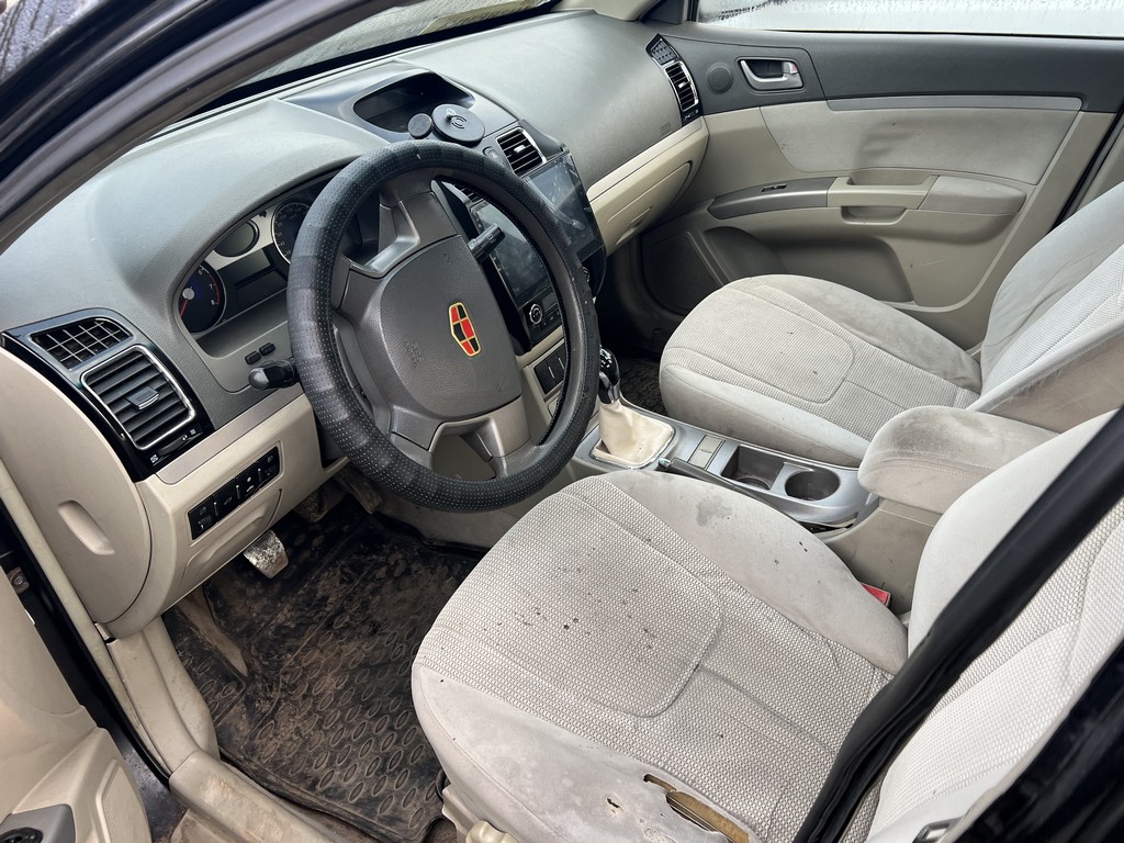 Geely, Emgrand , 2012