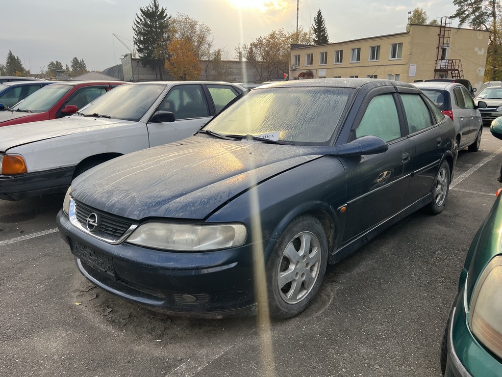 Opel, Vectra, 2001