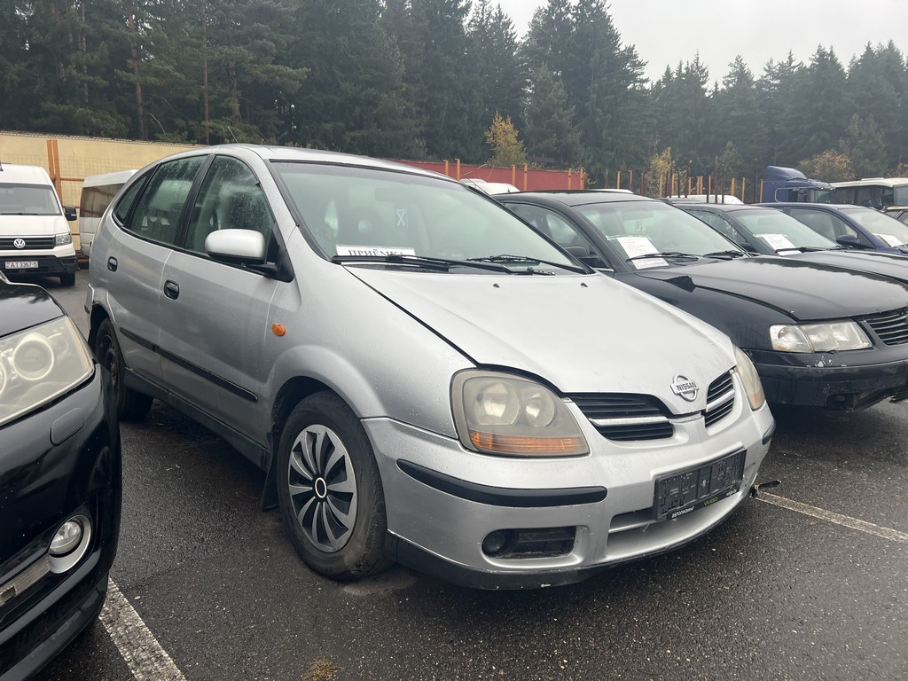 Nissan, Almera Tino, 2002