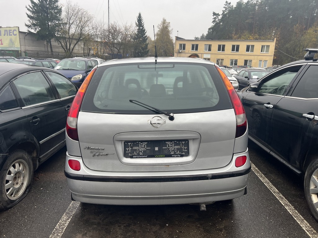 Nissan, Almera Tino, 2002