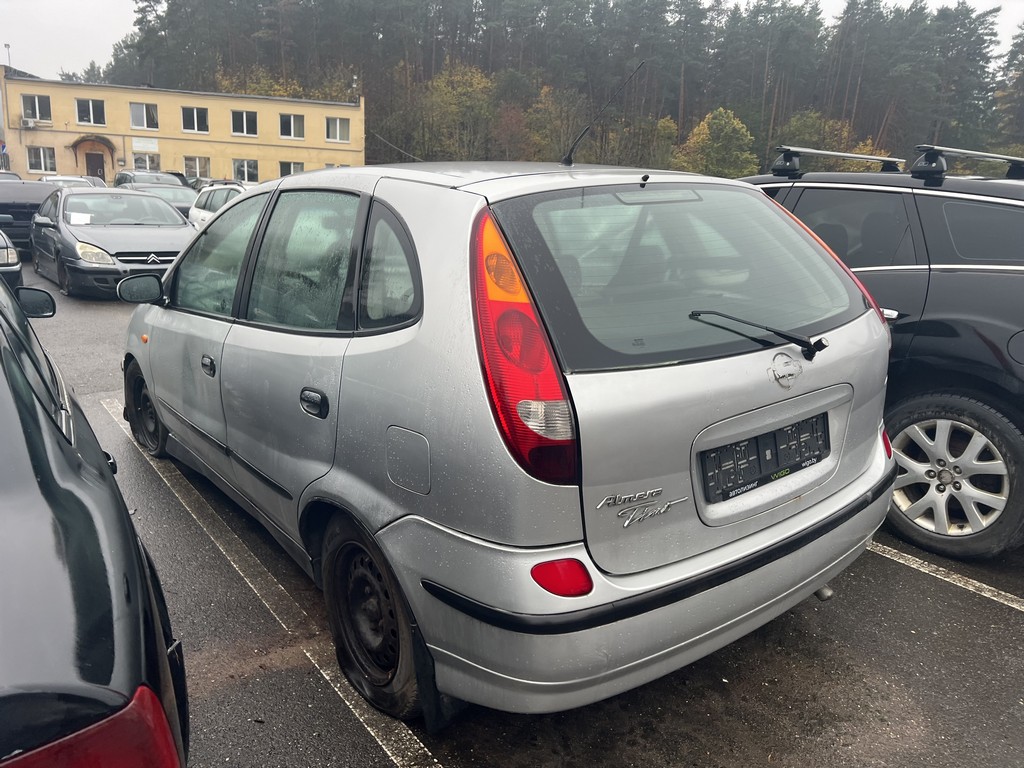 Nissan, Almera Tino, 2002