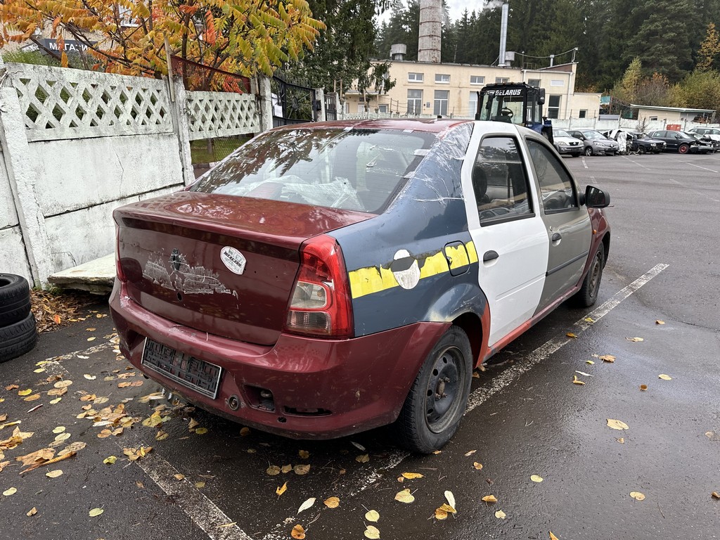 Renault , Logan, 2011