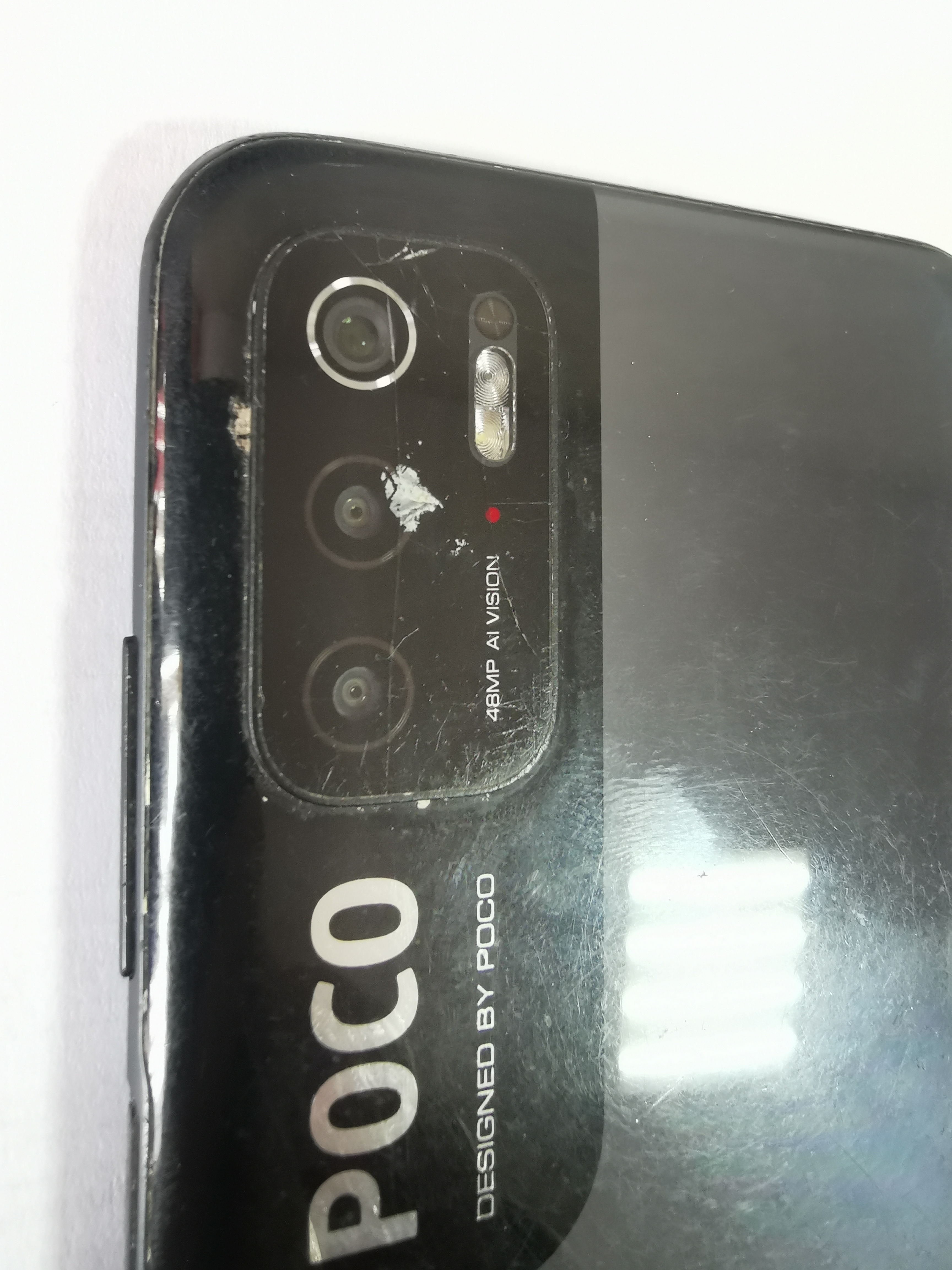 Мобильный телефон POCO M3 PRO 5G (модель M2103K19PG . память 128 ГБ. imei1: 862660050774650. imei2: 862660050774668. в корпусе серого цвета. в рабочем состоянии. Дефекты: на экране и стекле камера трещины и сколы. на корпусе сколы. царапины и потерто...