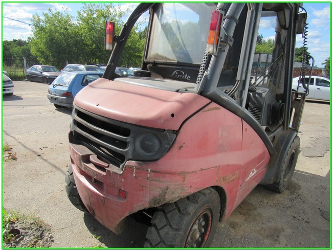 Дизельный вилочный погрузчик LINDE H45D-01. г.в.: ну. заводские (серийные) номера: H2X394S03204. страна-производитель: Германия. состояние: б/у. применимость: для работы на складах и в производственных условиях.