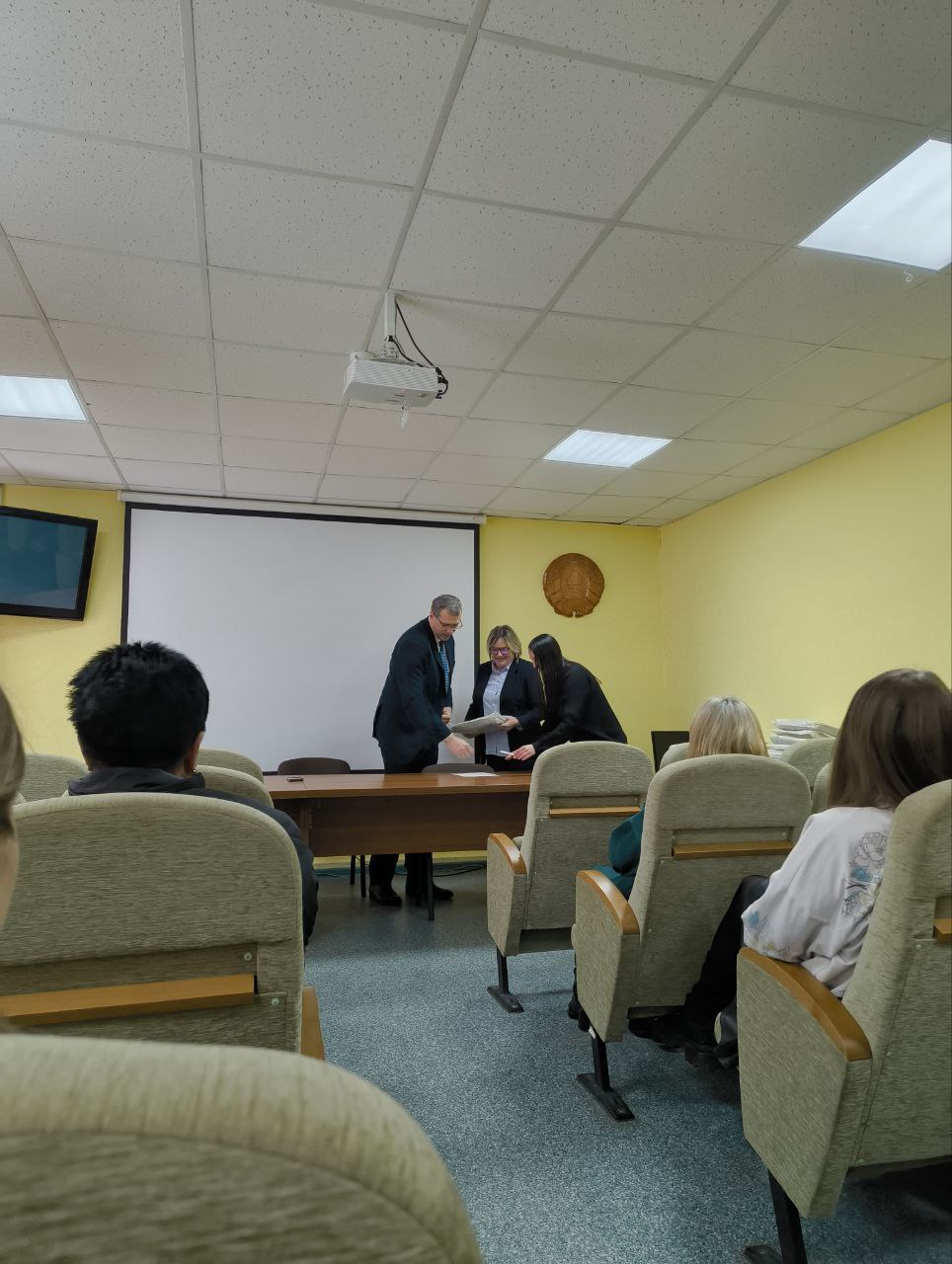 Профсоюз РУП "Торговый Дом "Восточный" поздравил мужской коллектив предприятия с праздником 23 февраля