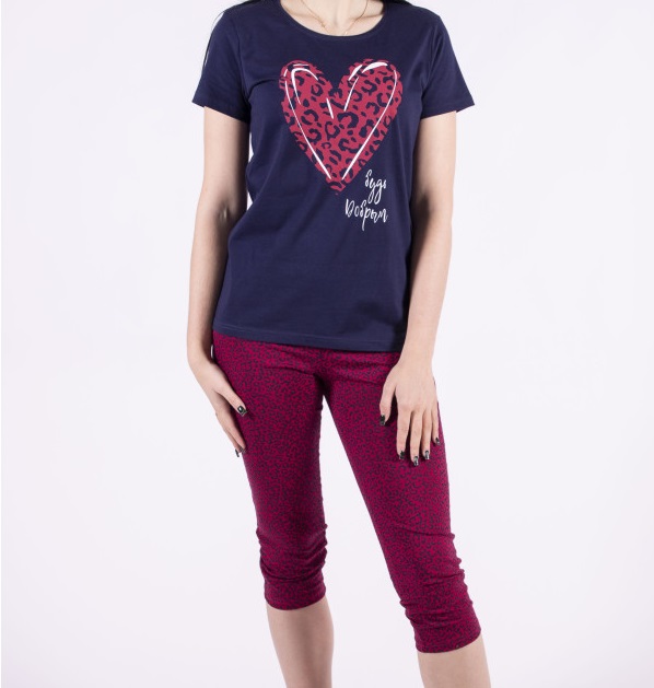 В продажу поступили пижамные комплекты и костюмы для отдыха