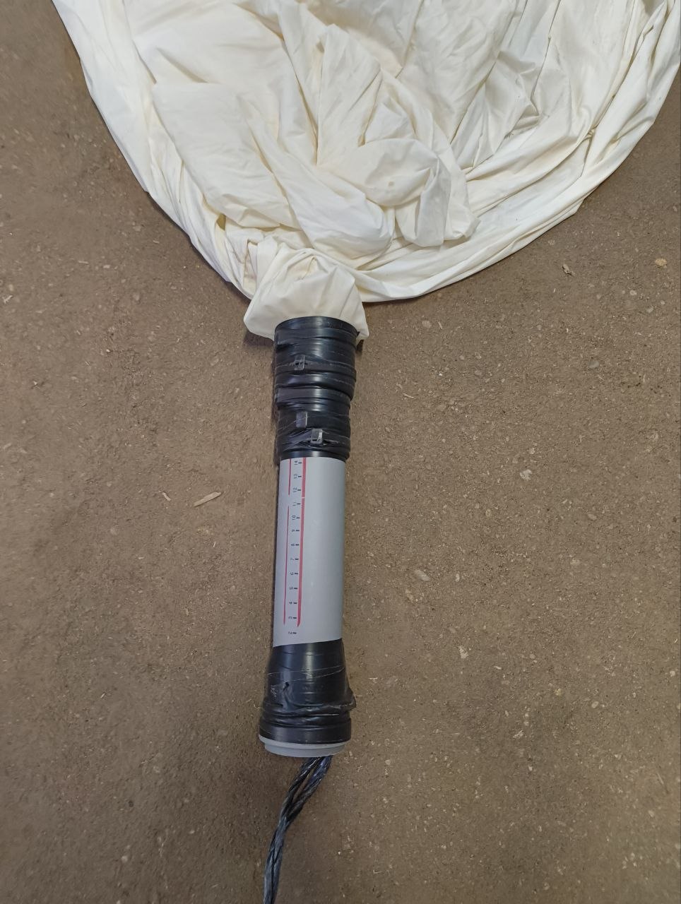 В продаже метеорологические латексные шары (радиозонд)