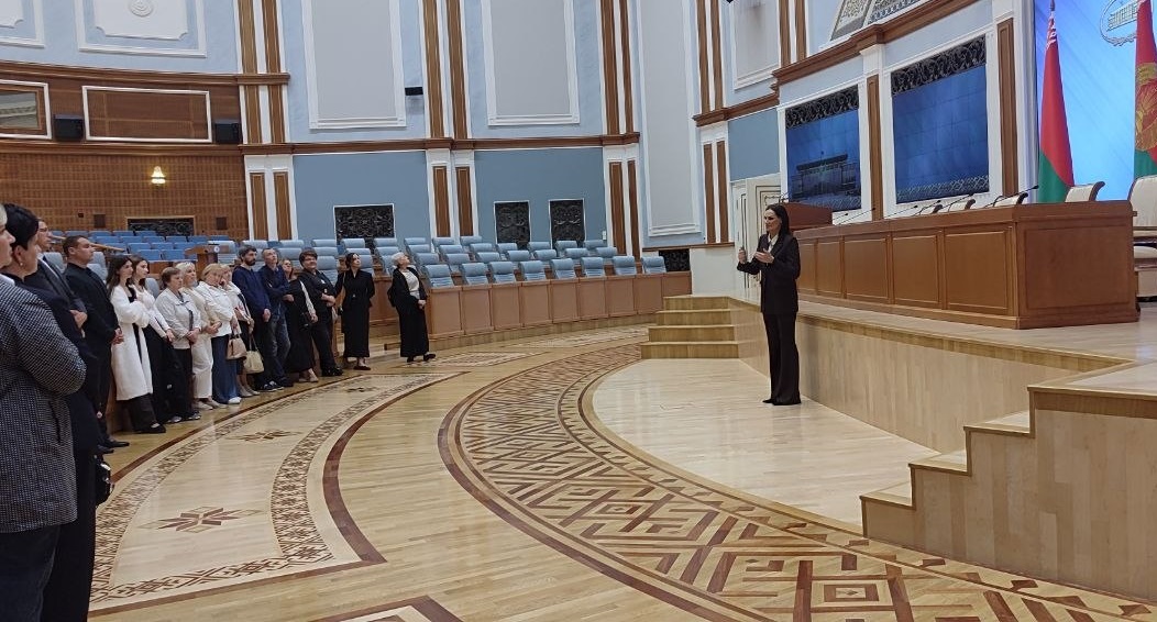 19 августа 2026 года работники РУП «Торговый дом «Восточный» посетили с экскурсией Дворец Независимости.