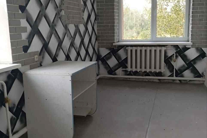 Капитальное строение общей площадью 1266,4 кв.м (наименование - цех деревообработки с АБК), расположенное по адресу: Гродненская область, Новогрудский район,  г. Новогрудок, ул. Советская, 85  