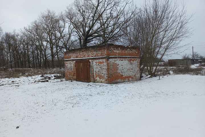 Здание специализированное для ремонта и технического обслуживания автомобилей, площадью 36,2 кв.м., расположено по адресу: Минская обл., Слуцкий р-н, Весейский с/с, 9/8, восточнее аг. Весея