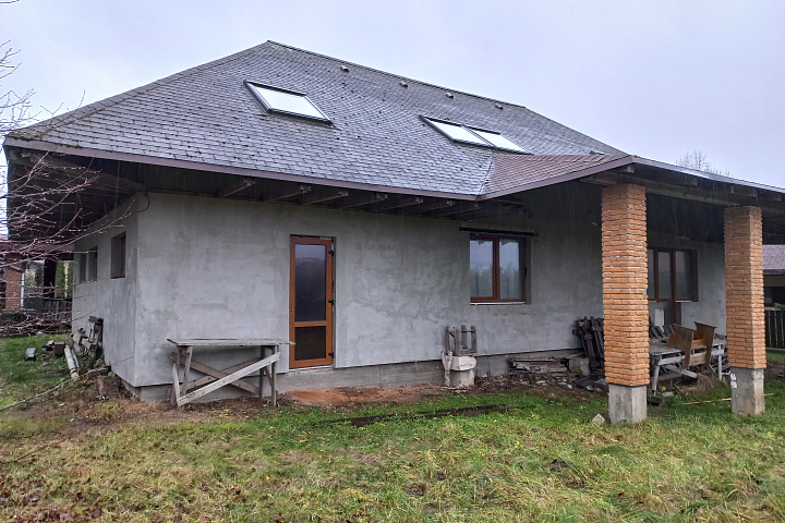 Незавершенное незаконсервированное капитальное строение (Садовый дачный домик) и земельный участок площадью 0,0862 га, расположенные  по адресу: Минская обл., Минский р-н, СТ "Форт" 