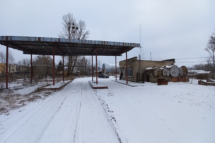 Здание специализированное для ремонта и технического обслуживания автомобилей, площадью 36,2 кв.м., расположено по адресу: Минская обл., Слуцкий р-н, Весейский с/с, 9/8, восточнее аг. Весея