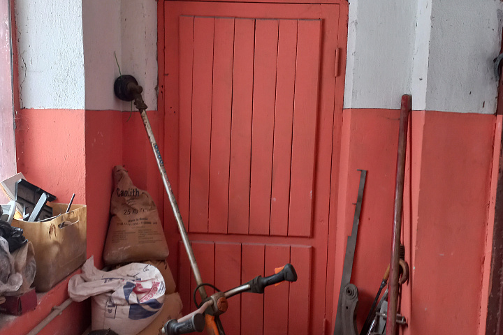 Здание специализированное для ремонта и технического обслуживания автомобилей, площадью 36,2 кв.м., расположено по адресу: Минская обл., Слуцкий р-н, Весейский с/с, 9/8, восточнее аг. Весея