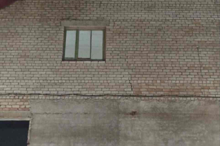 Капитальное строение общей площадью 1266,4 кв.м (наименование - цех деревообработки с АБК), расположенное по адресу: Гродненская область, Новогрудский район,  г. Новогрудок, ул. Советская, 85  